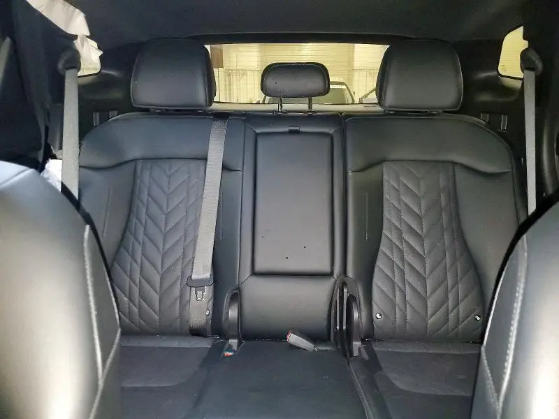 2025 KIA SPORTAGE X LINE  