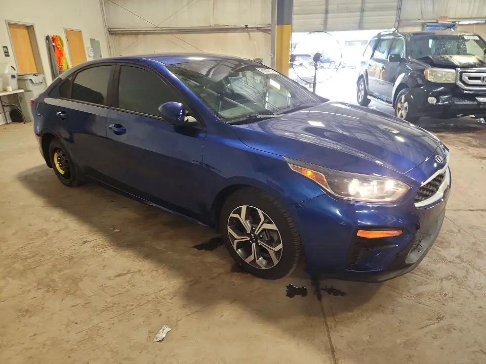 2019 KIA FORTE LXS  