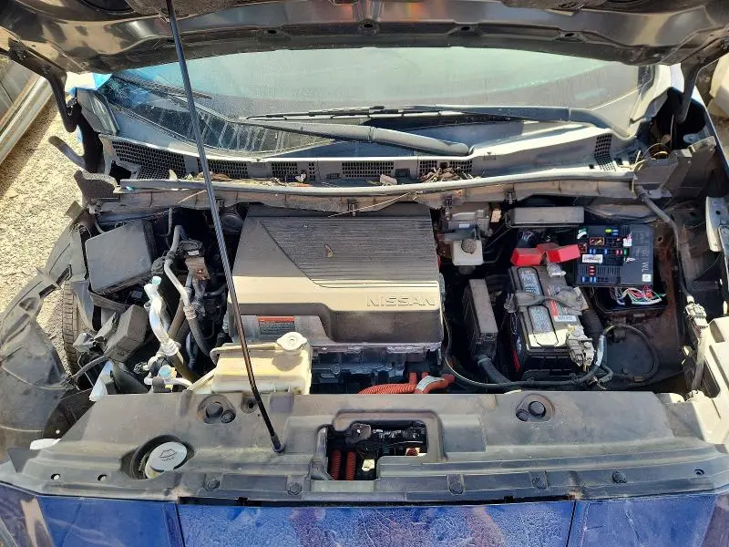 2019 NISSAN LEAF SV  