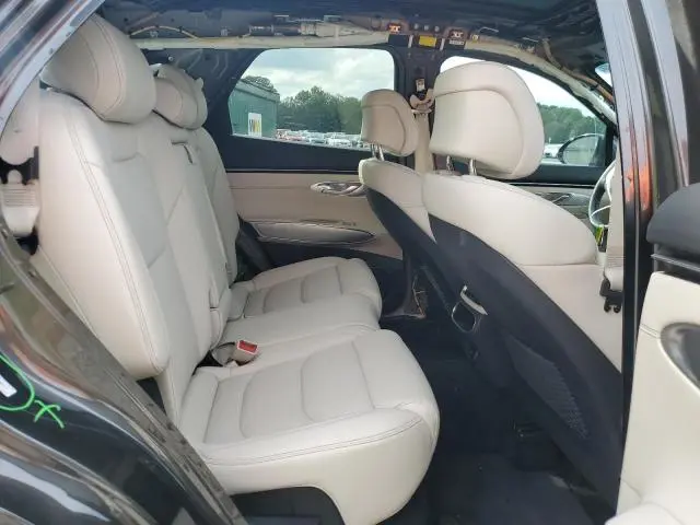 2023 GENESIS GV70 BASE  