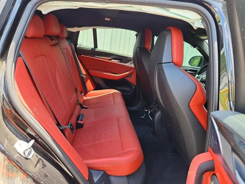 2025 BMW X4 M  
