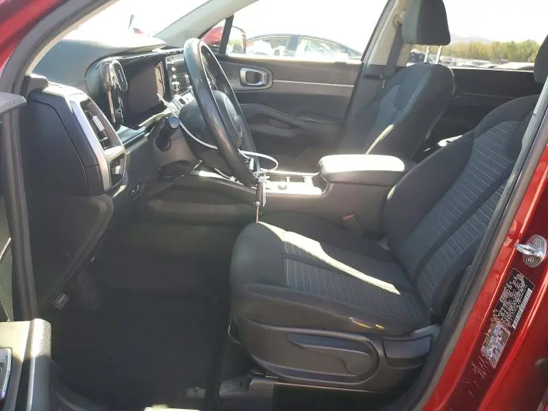 2022 KIA SORENTO LX  