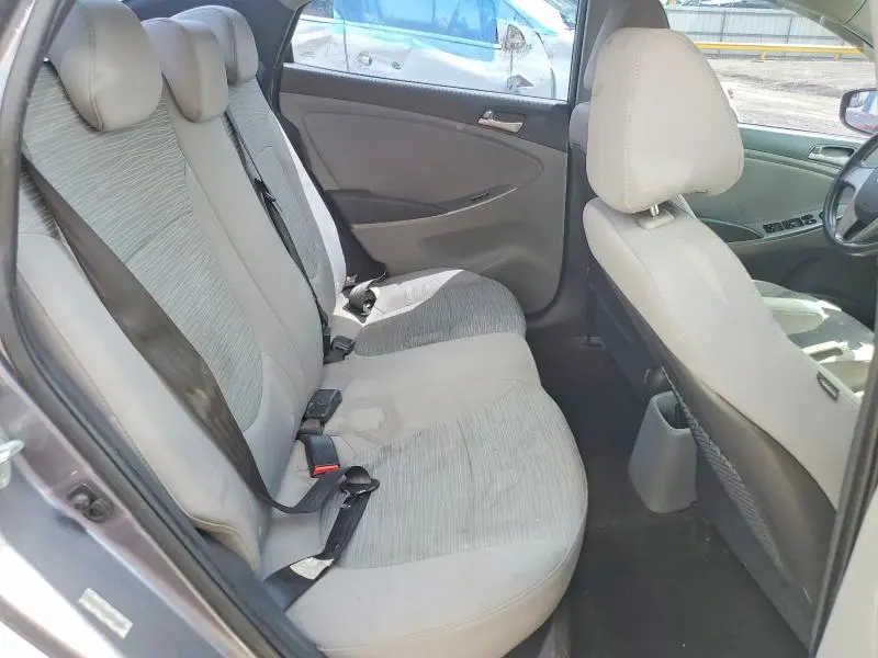 2015 HYUNDAI ACCENT GLS  