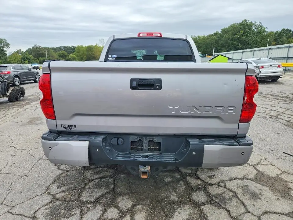 2017 TOYOTA TUNDRA CREWMAX LIMITED  
