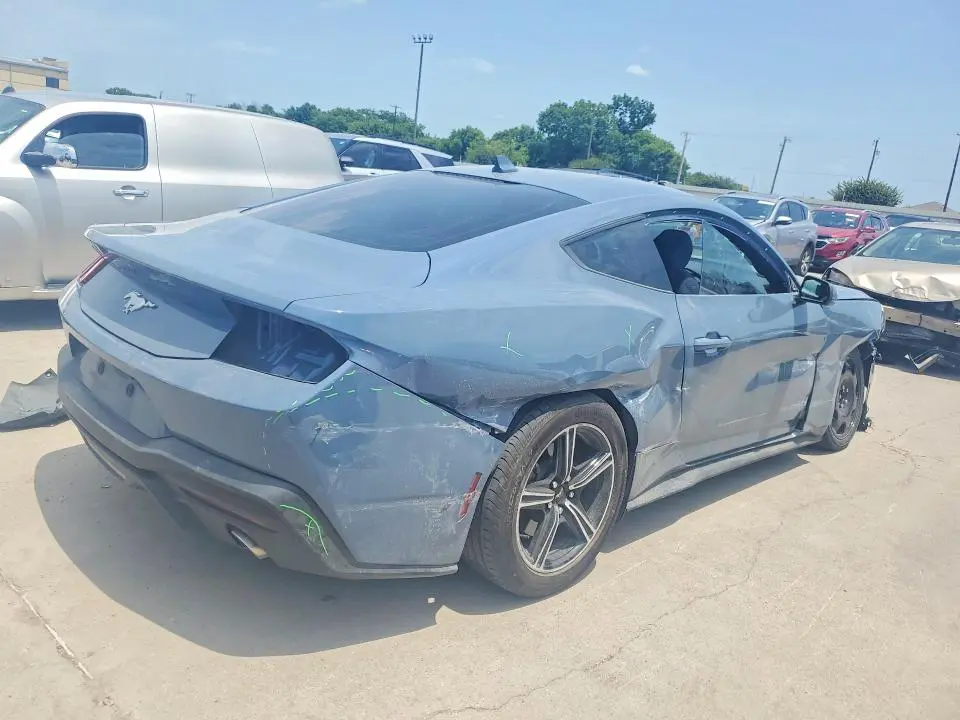 2025 FORD MUSTANG   