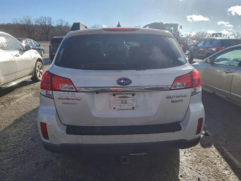 2011 SUBARU OUTBACK 3.6R LIMITED  