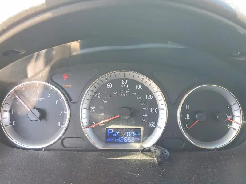 2010 HYUNDAI SONATA GLS  