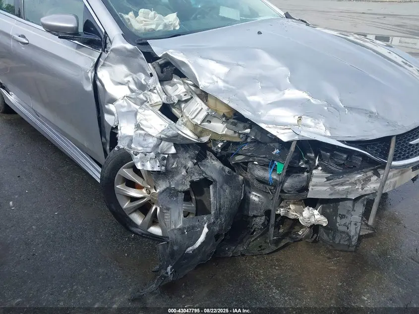 2016 CHRYSLER 200 C