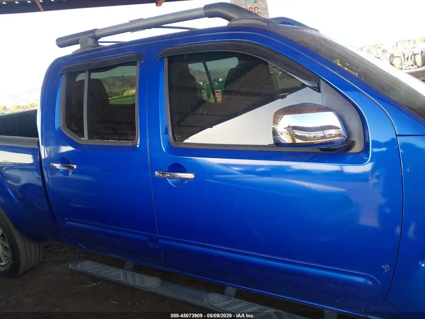 2012 NISSAN FRONTIER SL