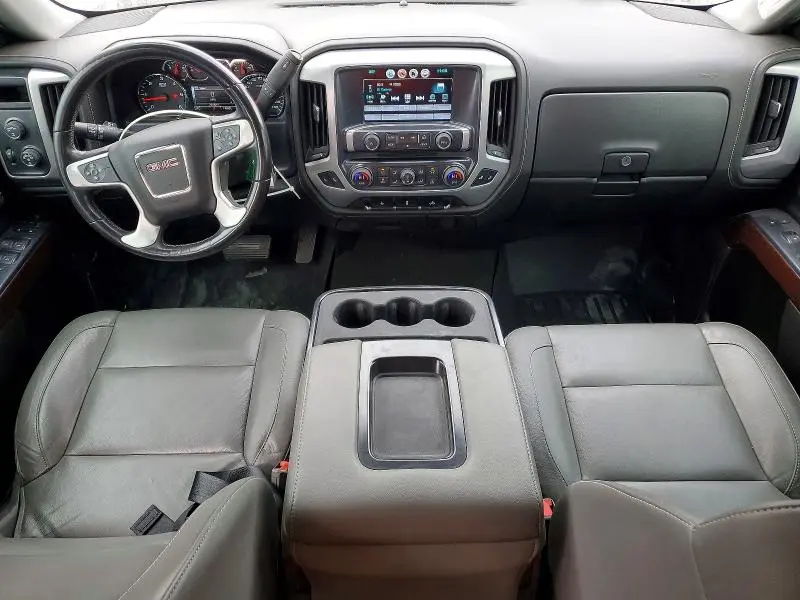 2018 GMC SIERRA K1500 SLT  