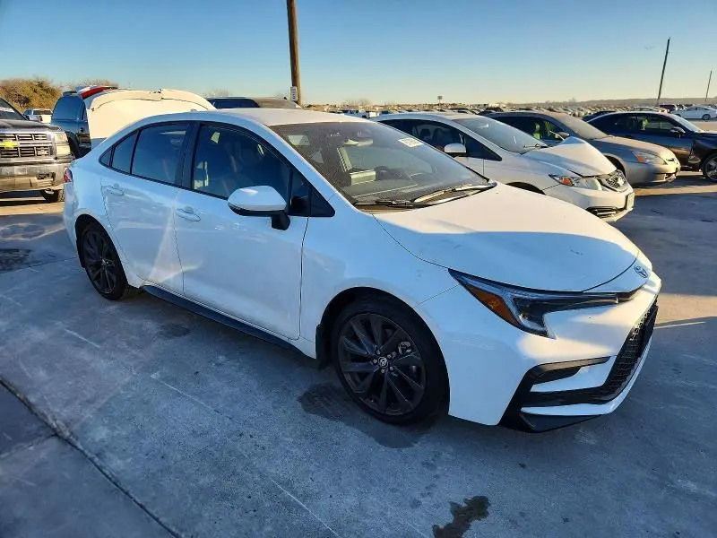 2025 TOYOTA COROLLA SE  