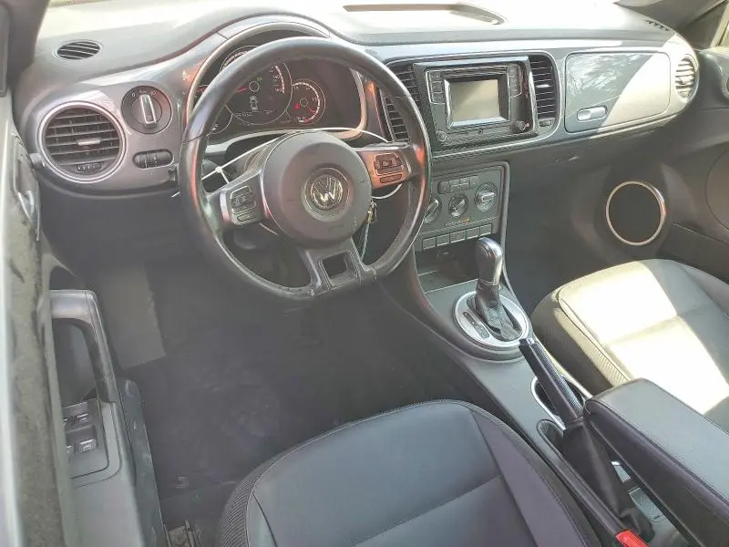 2016 VOLKSWAGEN BEETLE S  