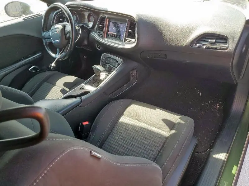 2020 DODGE CHALLENGER SXT