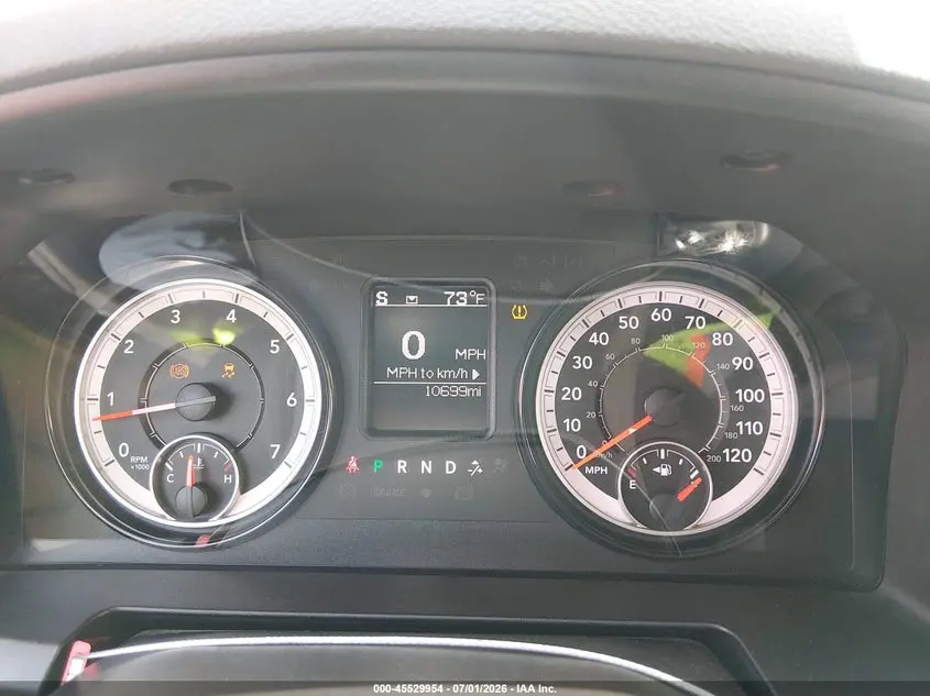 2019 RAM 1500 CLASSIC TRADESMAN  4X2 6'4 BOX