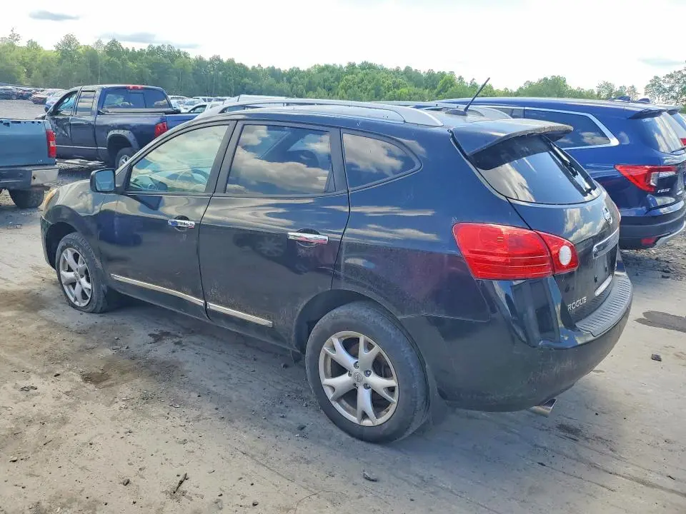 2011 NISSAN ROGUE S  