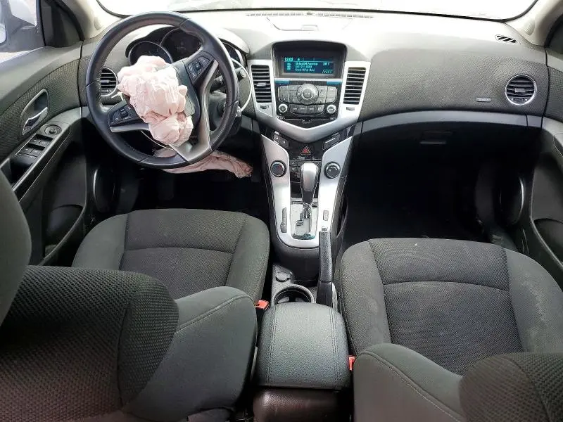 2011 CHEVROLET CRUZE LT  