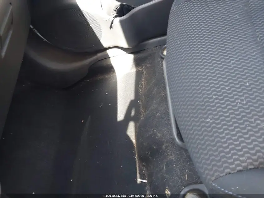 2016 NISSAN LEAF S