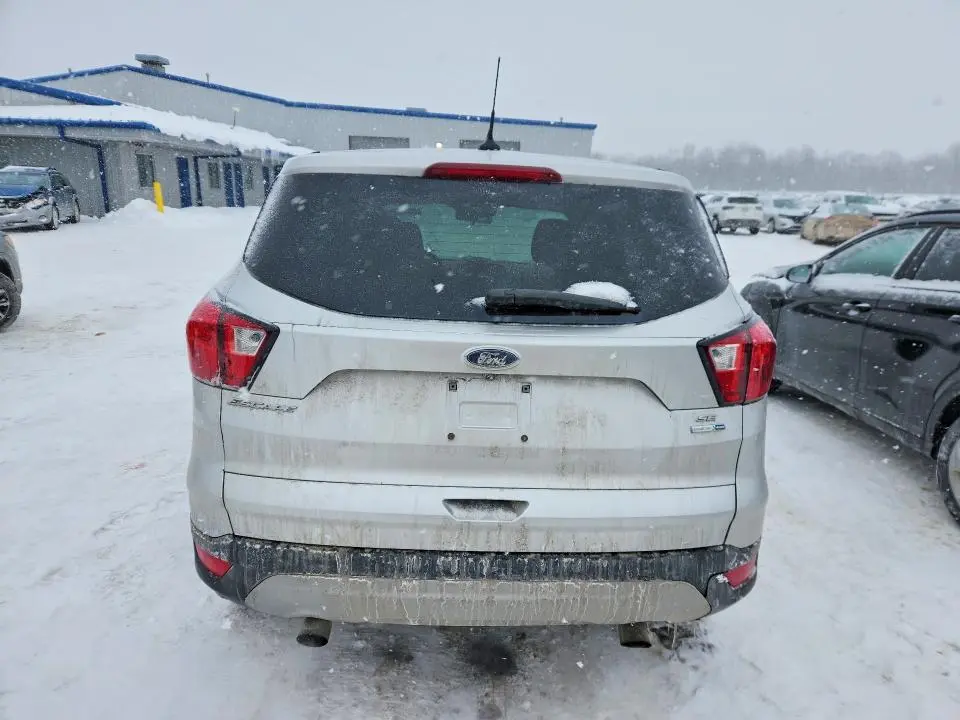 2019 FORD ESCAPE SE  