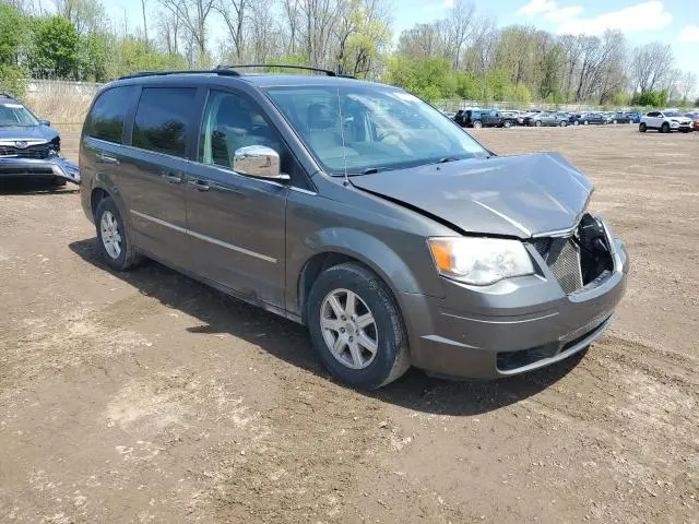 2010 CHRYSLER TOWN & COUNTRY TOURING PLUS  