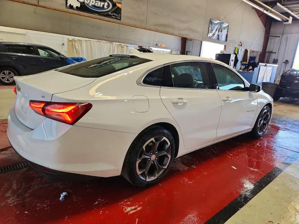 2021 CHEVROLET MALIBU LT  
