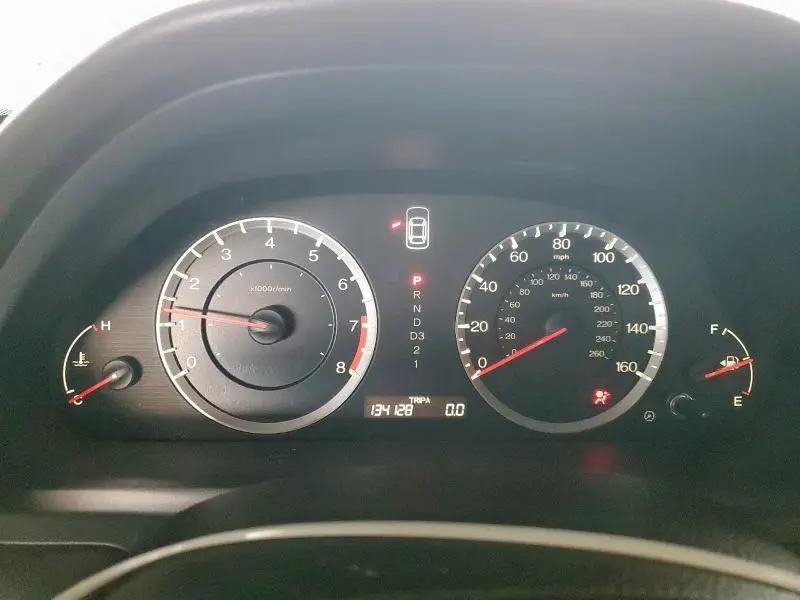 2010 HONDA ACCORD LXP  