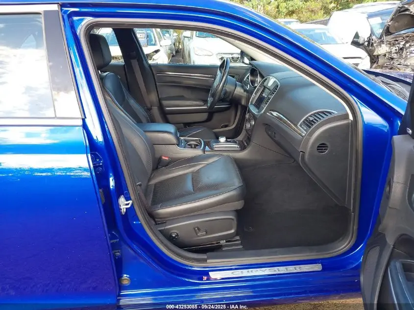 2021 CHRYSLER 300 TOURING L AWD