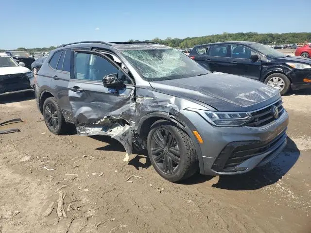 2022 VOLKSWAGEN TIGUAN SE R-LINE BLACK  