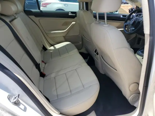 2014 VOLKSWAGEN JETTA TDI  