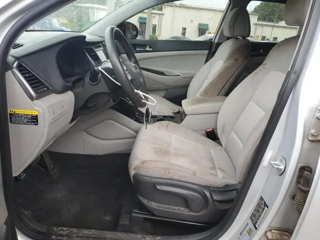 2018 HYUNDAI TUCSON SE  