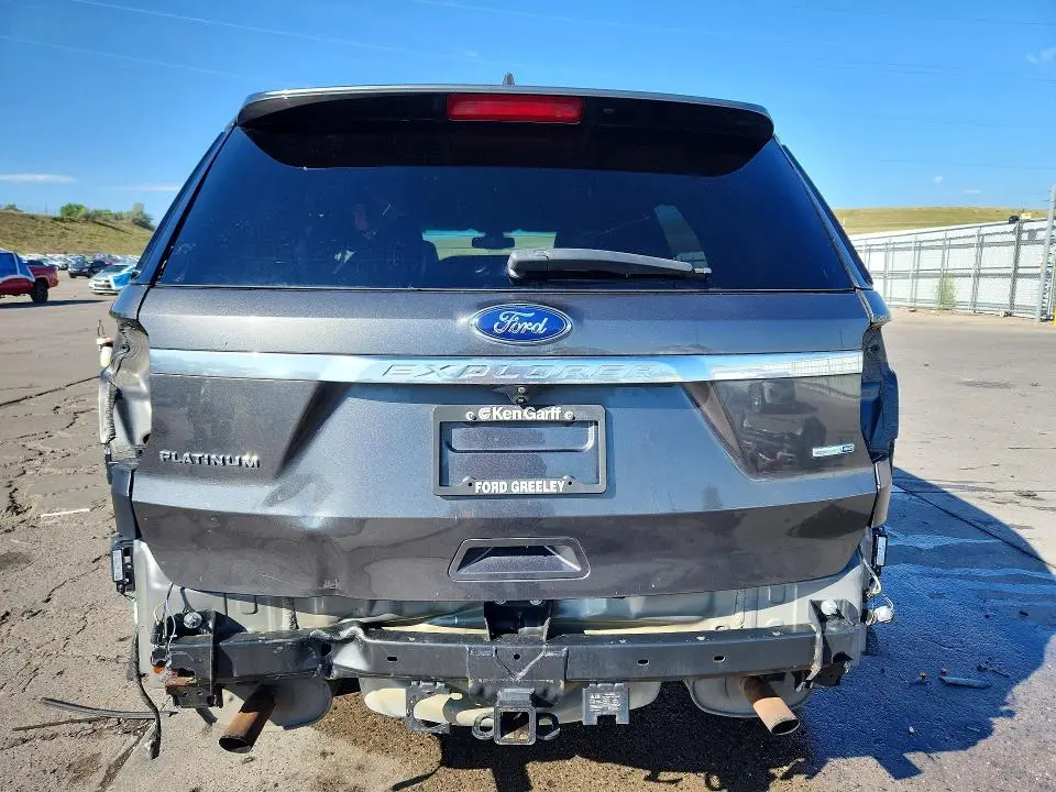 2017 FORD EXPLORER PLATINUM  
