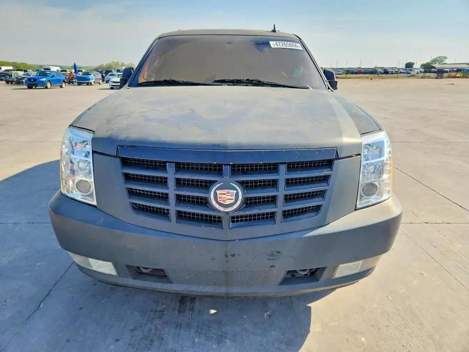 2013 CADILLAC ESCALADE   
