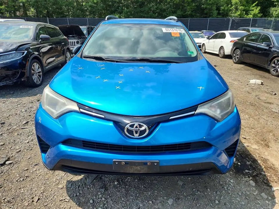 2016 TOYOTA RAV4 LE  