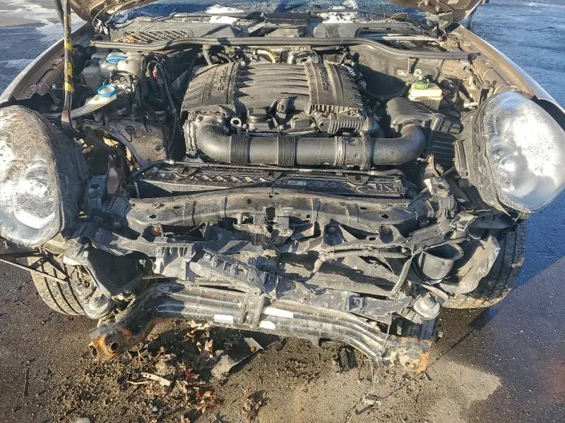 2016 PORSCHE CAYENNE   