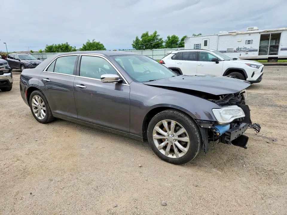 2018 CHRYSLER 300 LIMITED  