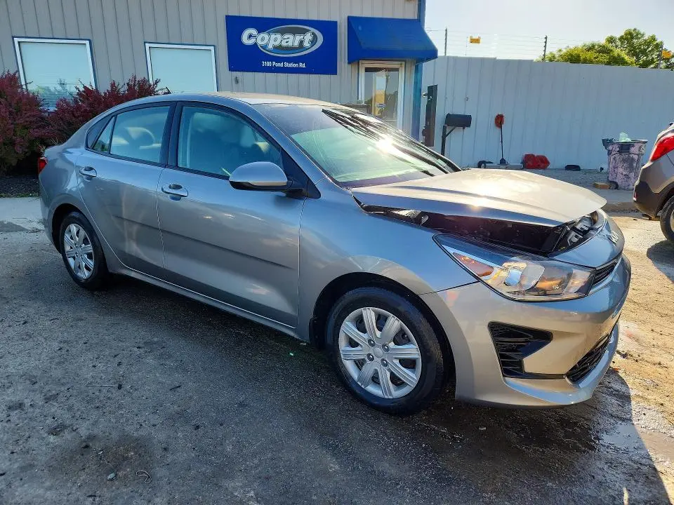 2022 KIA RIO S  