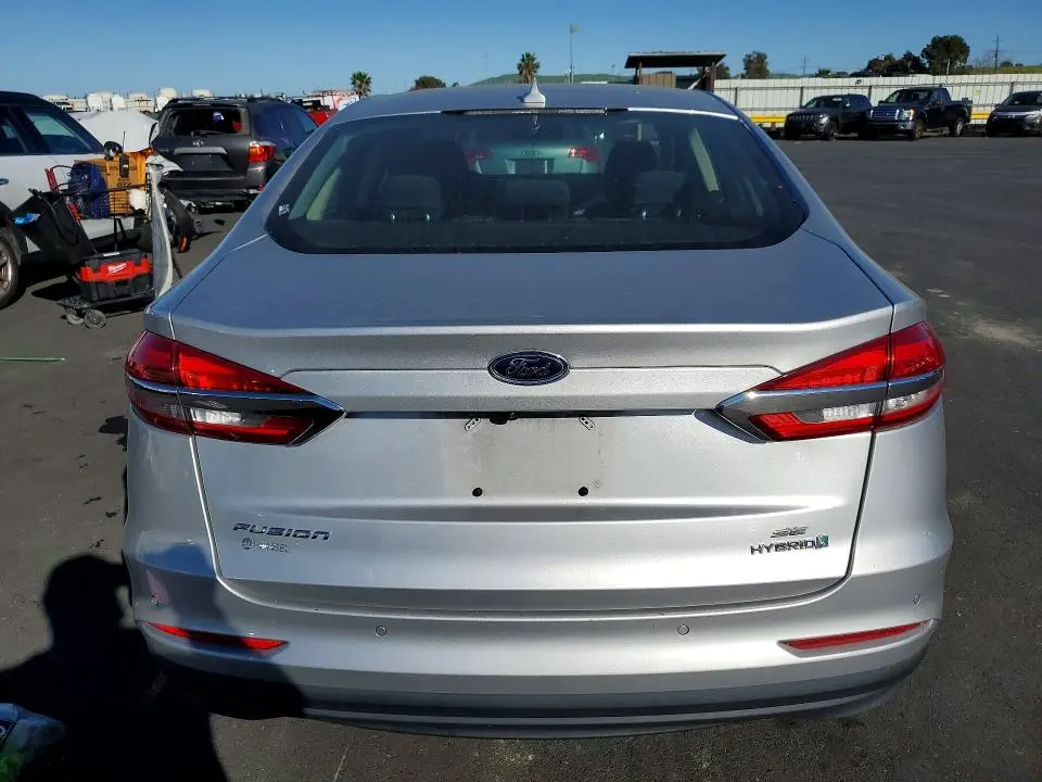 2019 FORD FUSION SE  