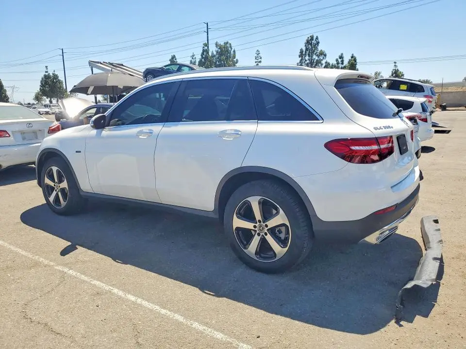 2019 MERCEDES-BENZ GLC 350E  