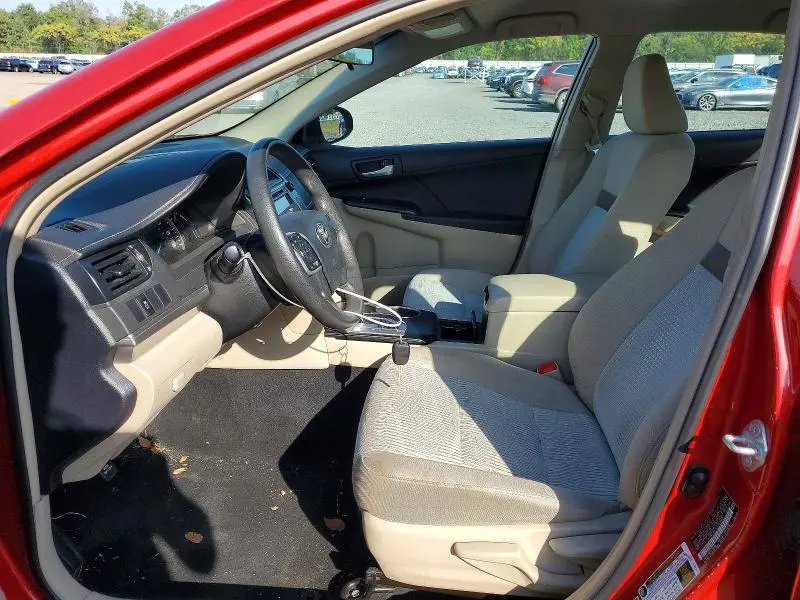 2012 TOYOTA CAMRY LE  