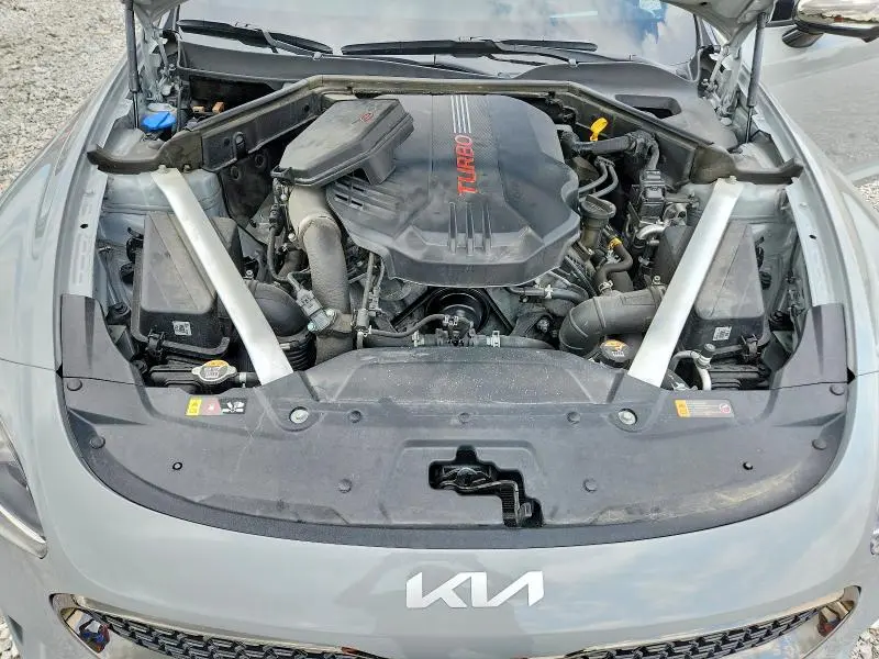 2023 KIA STINGER GT2  