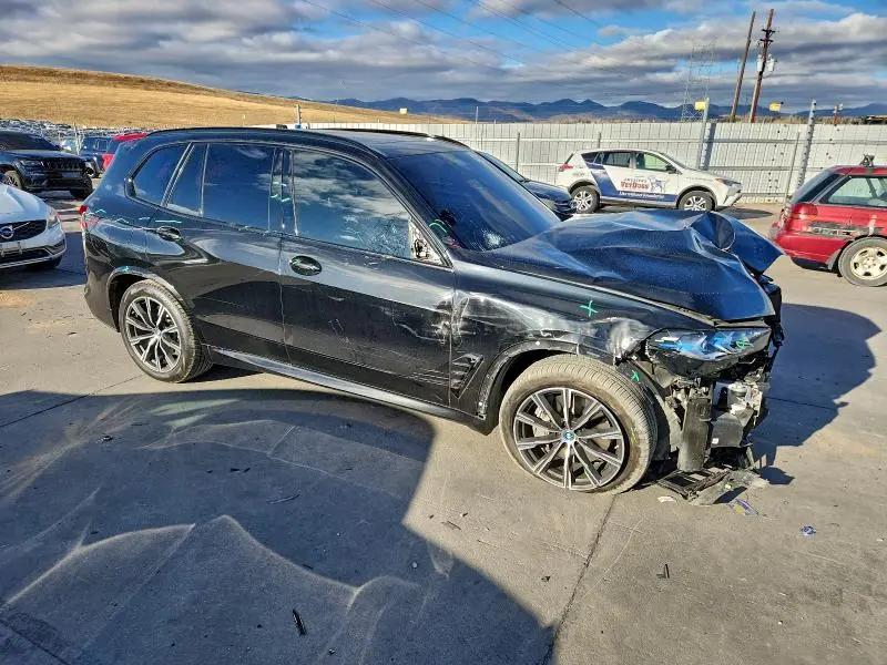 2025 BMW X5 XDRIVE50E  