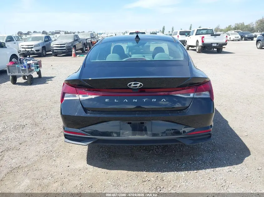 2021 HYUNDAI ELANTRA SE