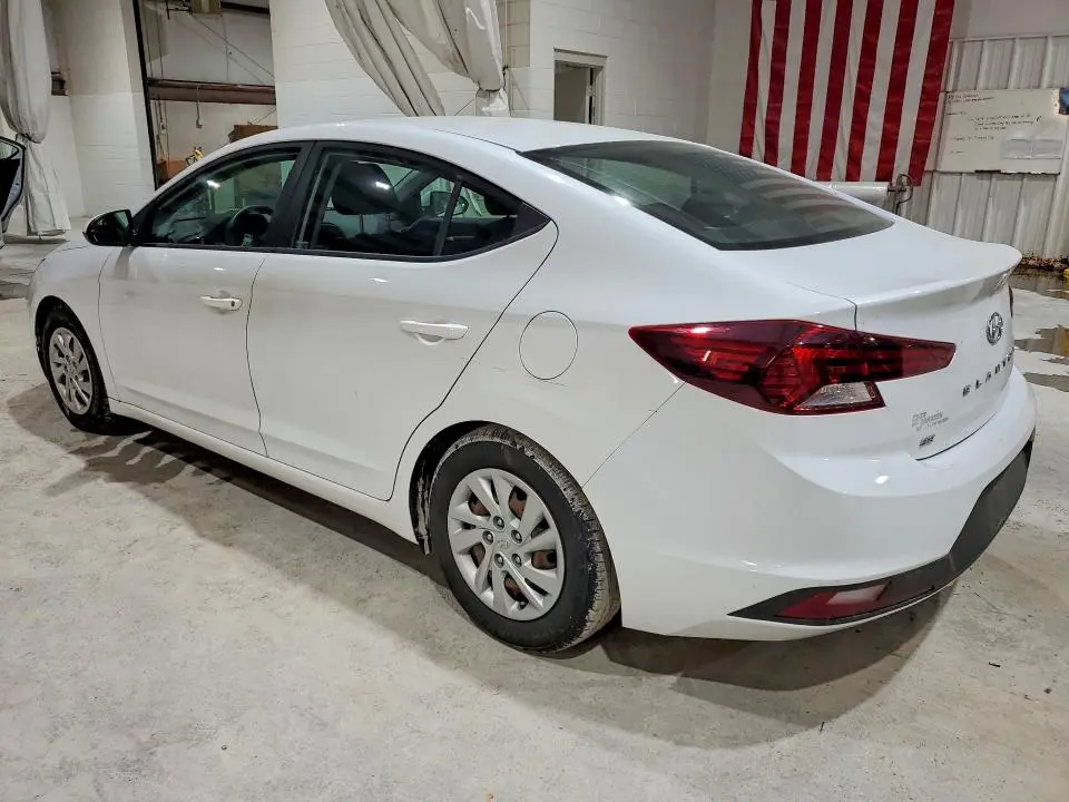 2020 HYUNDAI ELANTRA SE  