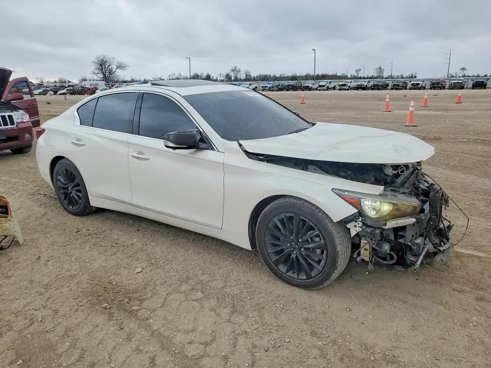 2023 INFINITI Q50 LUXE  