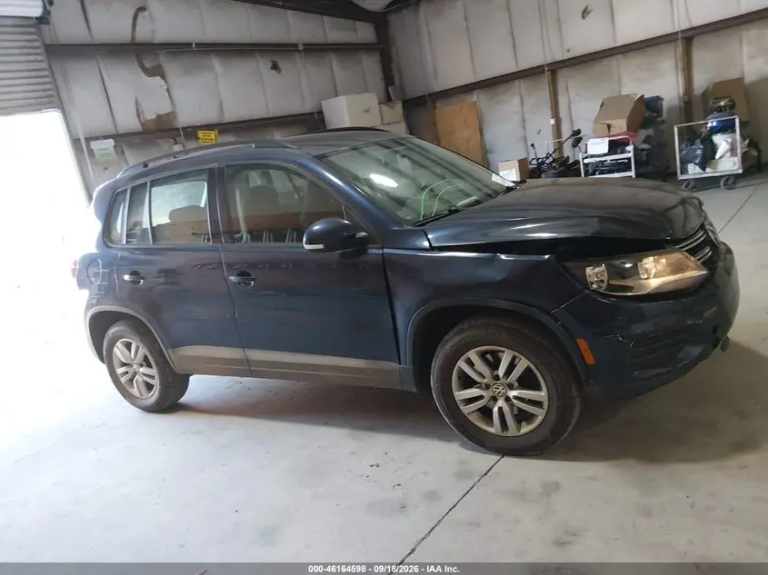 2015 VOLKSWAGEN TIGUAN S