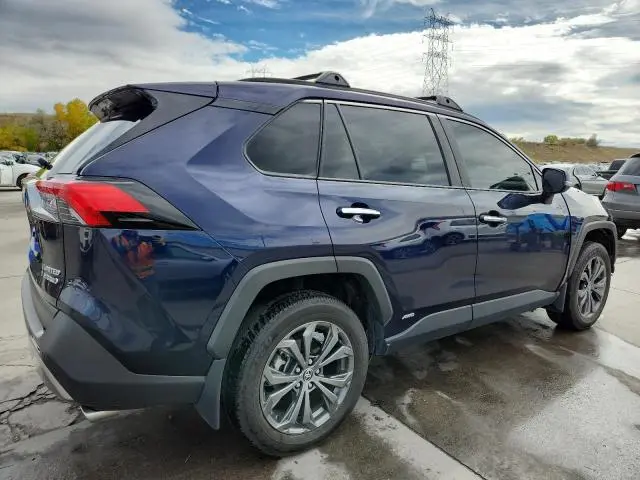 2022 TOYOTA RAV4 LIMITED  