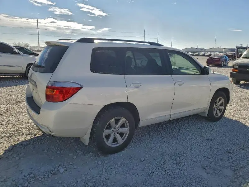 2010 TOYOTA HIGHLANDER   