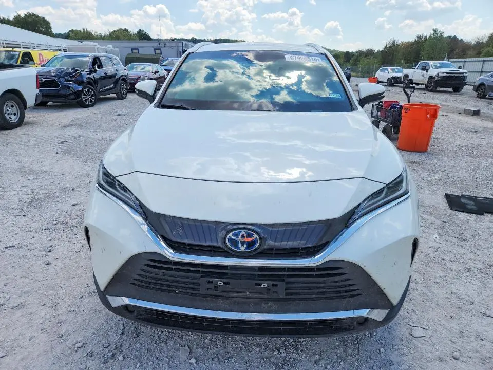 2021 TOYOTA VENZA XLE  