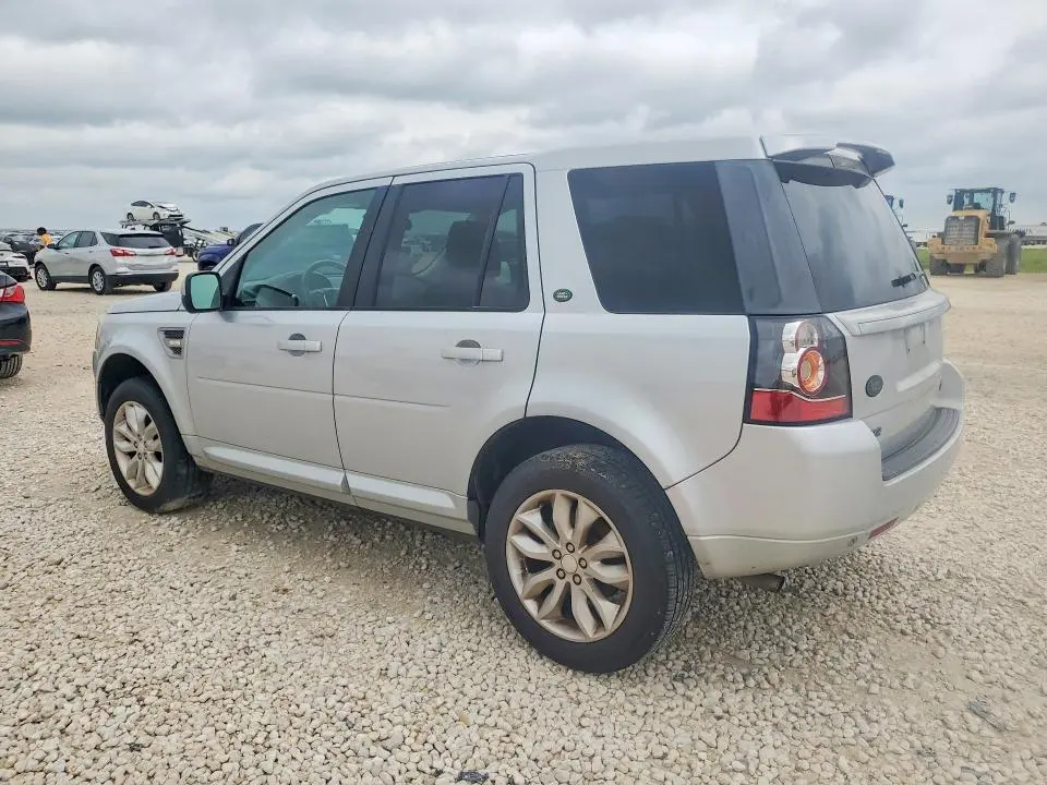 2015 LAND ROVER LR2 BASE  