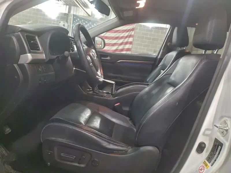 2016 TOYOTA HIGHLANDER LIMITED  