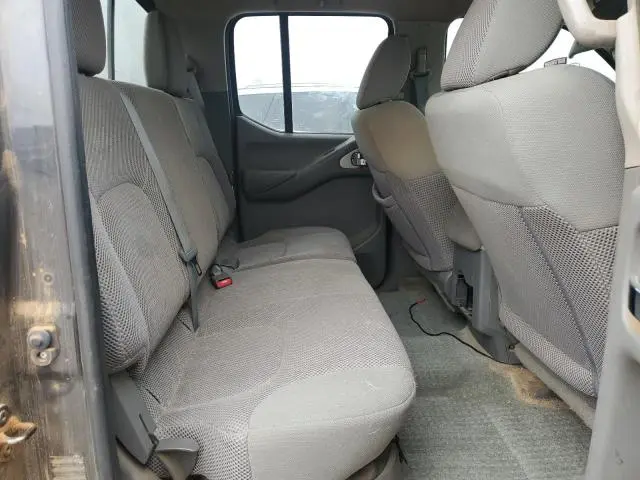 2015 NISSAN FRONTIER S  